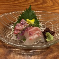 炭焼 うな富士 有楽町店 - 本日の白身刺身