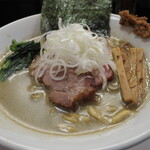 麺処 晴 - 正面から