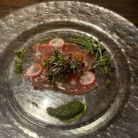 KAZAN - ★南太平洋産カツオのマリネ　甘酸っぱいアグロドルチェ
                      マリネされたカツオに香草とジェノベーゼソースでサラダの様に