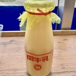 長良川サービスエリア（下り線）テイクアウトコーナー - 関牛乳・ビタヨーグル＜瓶＞