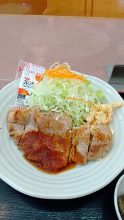 Michi No Eki Sambon Giyamanami - 漢方三元豚モモステーキ