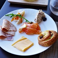 Table For Tomorrow - 