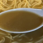 金龍ラーメン - スープリフト