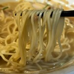 金龍ラーメン - 麺リフト