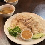 炭火焼タイ料理 THAI THAN - 