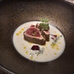 SPICE LAB TOKYO - 本マグロのミキュイ
      ココナッツコカムカディ、山椒とコリアンダーのチャツネ