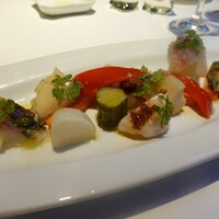 ル・マノアール・ダスティン - 魚介と野菜のピクルス
