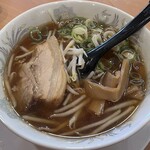 ラーメン縁屋 - 醤油ラーメン＋日替わり弁当ランチ707円