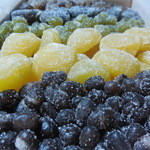 箱を開けると鮮やかな色彩