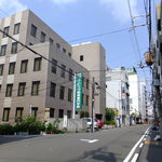 Hashima - お店の前の道