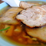 塩苅食堂 - 2013年9月11日(水)　チャーシューメン(750円)　スープ