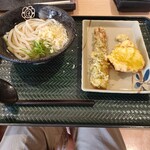はなまるうどん - 料理写真: