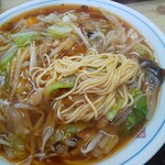 藤家 - 細麺はなかなかのびないけれど、なかなかなくならない