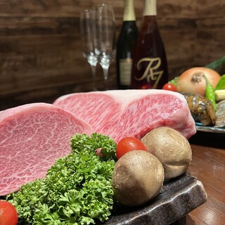 市場に出回らない希少価値◎Ａ５ランク「なにわ黒牛」使用