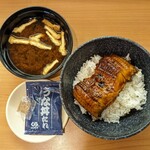 無添くら寿司 - うな丼 山椒 690円 , あおさ入り 赤だし 200円