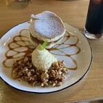 カフェ&ダイニング フルール - ナッツとクリームがたっぷり！嬉しい！