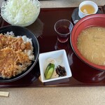 新潟かつ一 白根店 - 