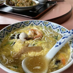 Hideka Hanten - 英華麺