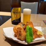 玄品 浦安 ふぐ・うなぎ・かに料理 - ふぐ皮唐揚げ。
