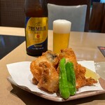 玄品 浦安 ふぐ・うなぎ・かに料理 - ふぐ皮唐揚げ。