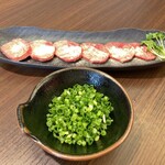 焼肉本家 くれや - 究極のタン塩