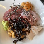 マルカツ - 焼き魚に付いてくる選べる一品・マグロ納豆。