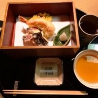 露庵 菊乃井 木屋町店 - 天麩羅です。なぜか、コーンが・・・。