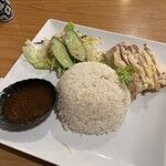 プロォーイ タイ料理 - 