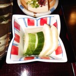 Kappou Kusunoki - おしんこ3種（うり（はぐらうり？）　大根　白菜）はいい漬かり具合　醬油はいらない