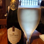 ビストロ カシ - スパークリングワイン