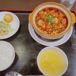 チャイニーズ・レストラン ハチ - マーボー定食 ¥980