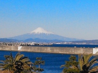 Totoya Shimbee - 当店東側の部屋から観る事が出来る富士山