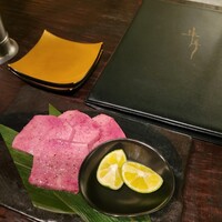 牛牛 西麻布 総本店 - 