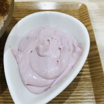 かき氷店 小桃 - 今日はダークチェリーチーズクリームをチョイス！こちらもまたまた合います♡