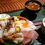 Zauo - ざうお海鮮丼