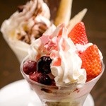 Strawberry parfait/ Chocolate parfait/Japanese matcha parfait