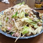 Nagasaki Saikan - 皿うどんもマウンテン