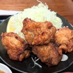 Hacchouboritomo - 若鶏唐揚げ特製濃厚にんにくゴマダレ定食