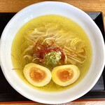 魔界ラーメン 月光 - 鶏塩中華そば(煮卵入り)