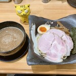 Tsukemen Yumenchu - 焦がしつけ麺並　200g  1,000円(税込)