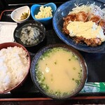餃子の店 さんかい - チキン南蛮定食¥800