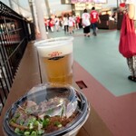 お父さん、野球にする？ビールにする？ それとも肉にする？ - コウネ丼とエキストラコールド・スーパードライ！