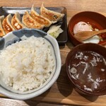 肉汁餃子のダンダダン - 