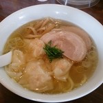 えびワンタン麺（塩）800円