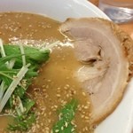 Ramentengu - ラーメン てんぐ 西陣店の匠京みそラーメンのチャーシュー（13.09）