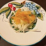 カンティーナ　アルコ - 自家製ボッタルガとセロリのサラダ