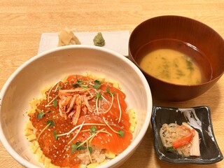 意気な寿し処阿部 - 親子丼　　　　　　　￥２５００