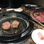 溶岩炭火焼肉 櫻家 - 