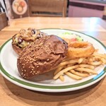 THE BURGER SHOP do - 斜めから