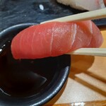 Tsukiji Suzutomi Sushitomi - まず〜マグロからっ